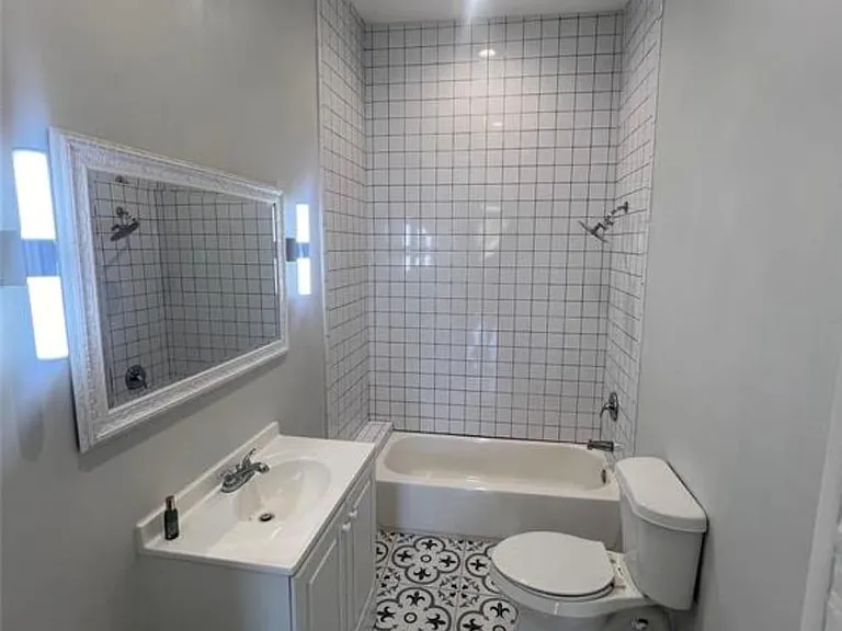 1518 Freeman St — Photo 5