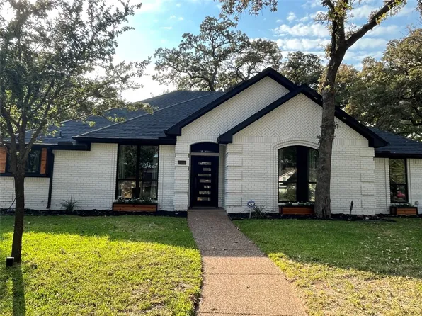 2010 Forest Hills Rd, Grapevine, TX 76051