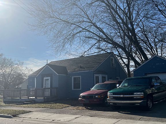 2nd image of 1001 Poxson Ave