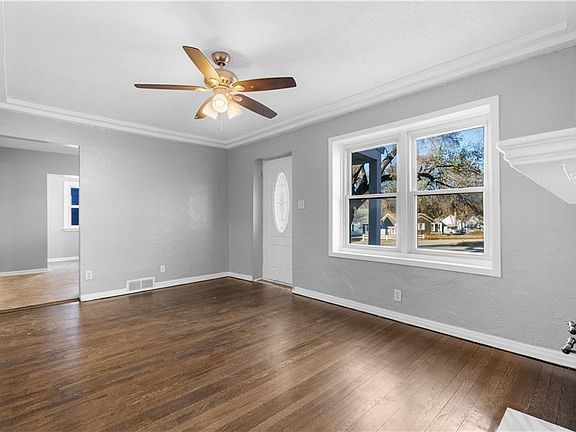 4th image of 11209 Highridge Dr