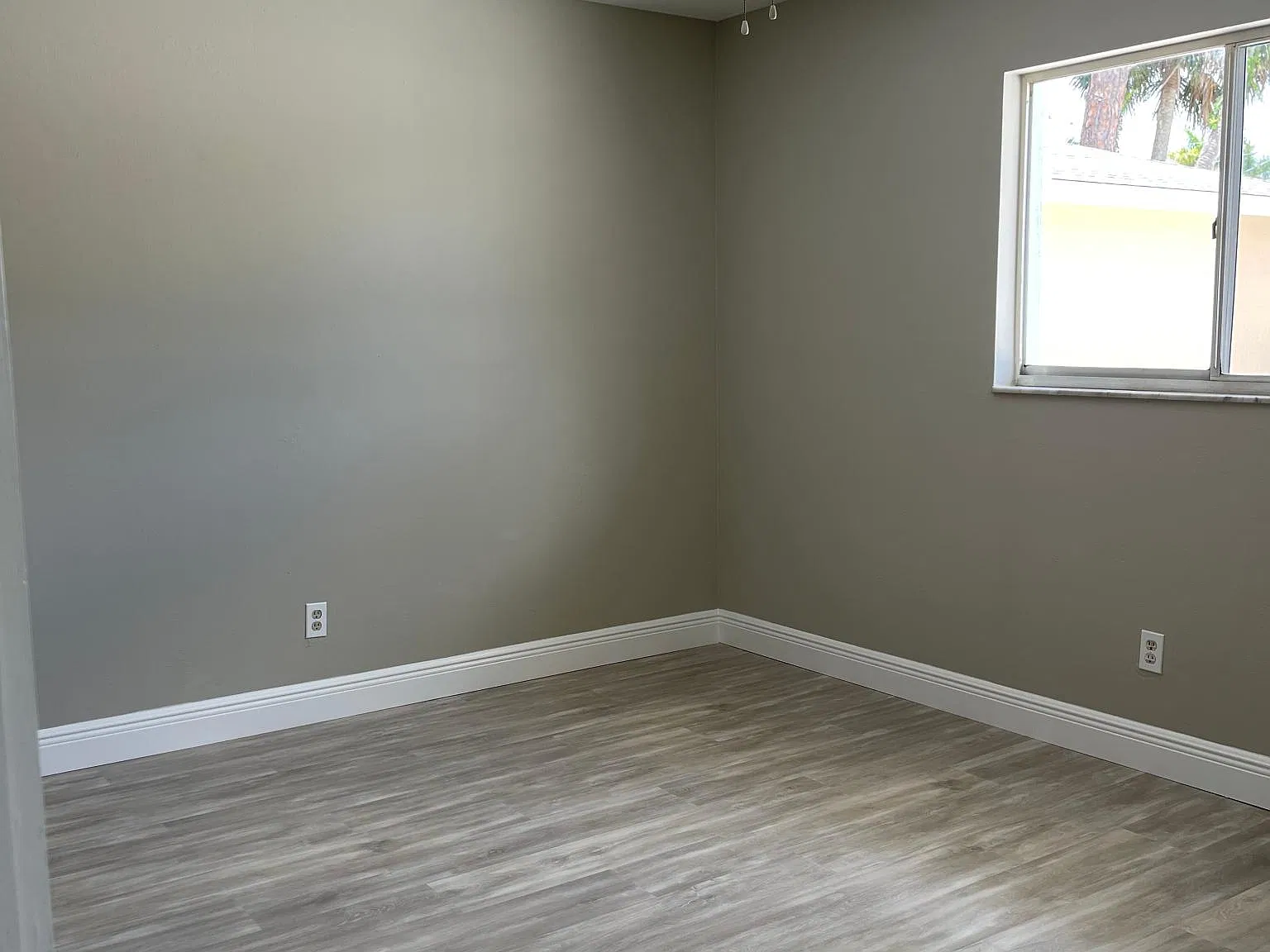 12761 Water Ln — Photo 4