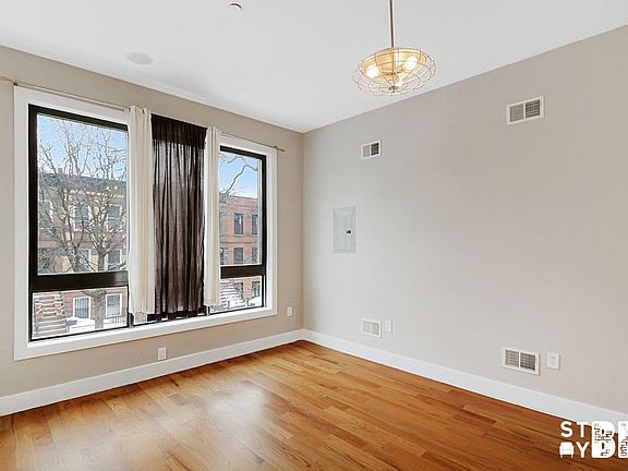 3rd image of 86 Chauncey St #3L
