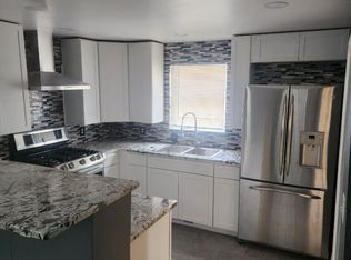 2426 S Lenox St, Milwaukee, WI 53207