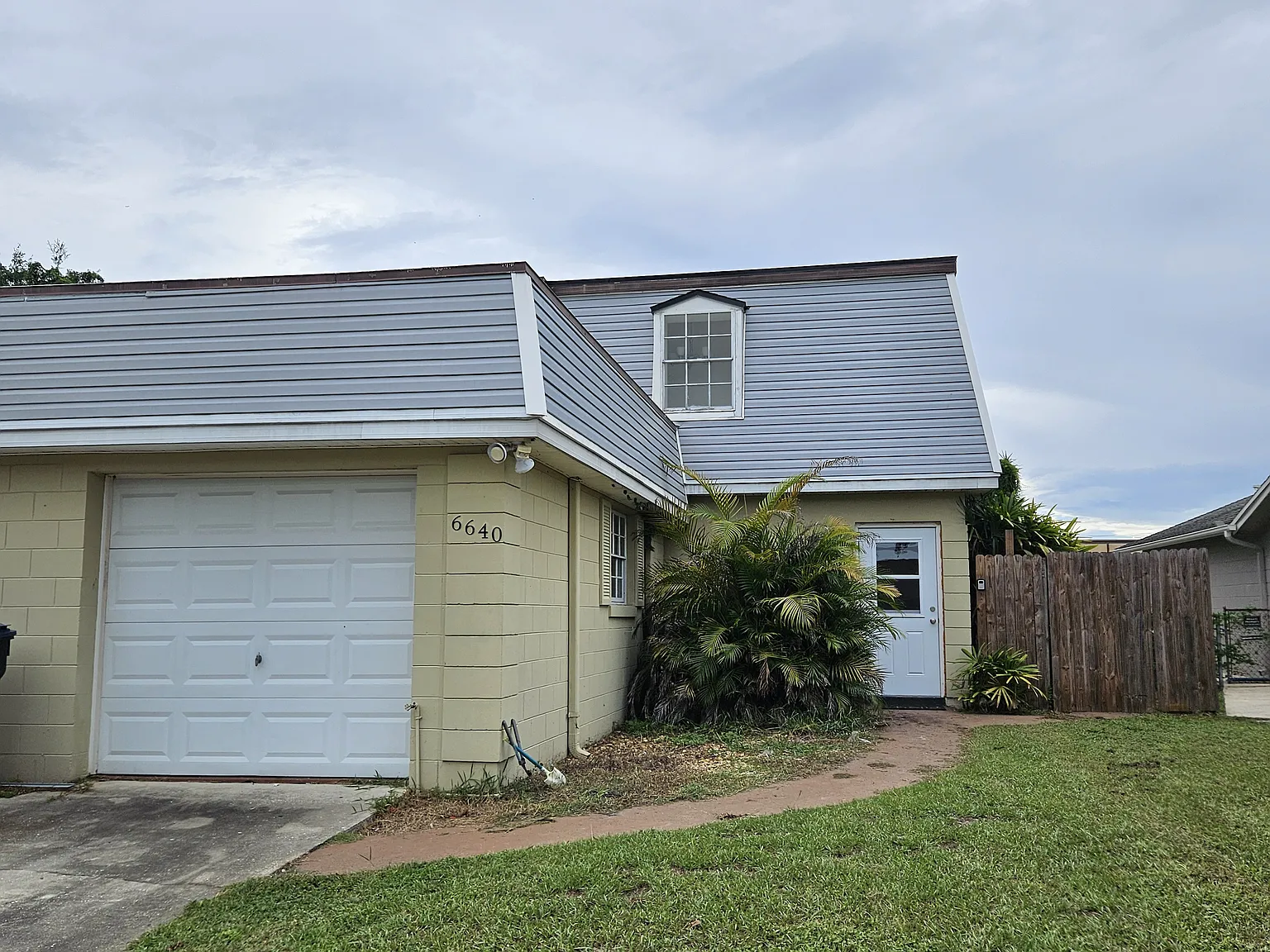 2 bed, 1.5 bath, 1500 sqft, $2,000 — Photo 2