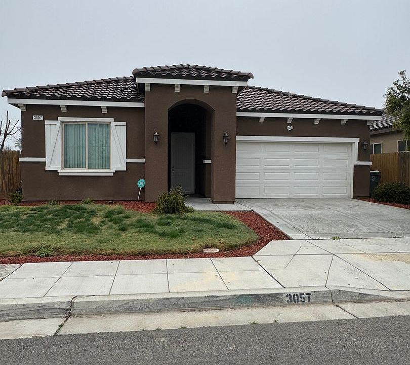 1st image of 3057 Gamay Ave