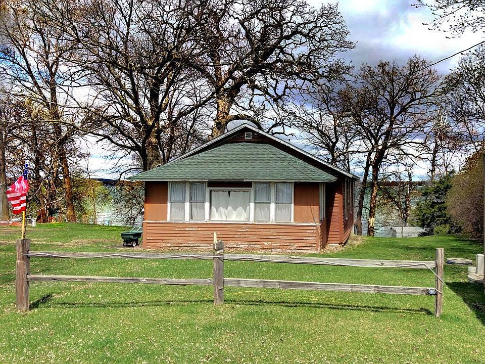 1st image of 9396 184th St