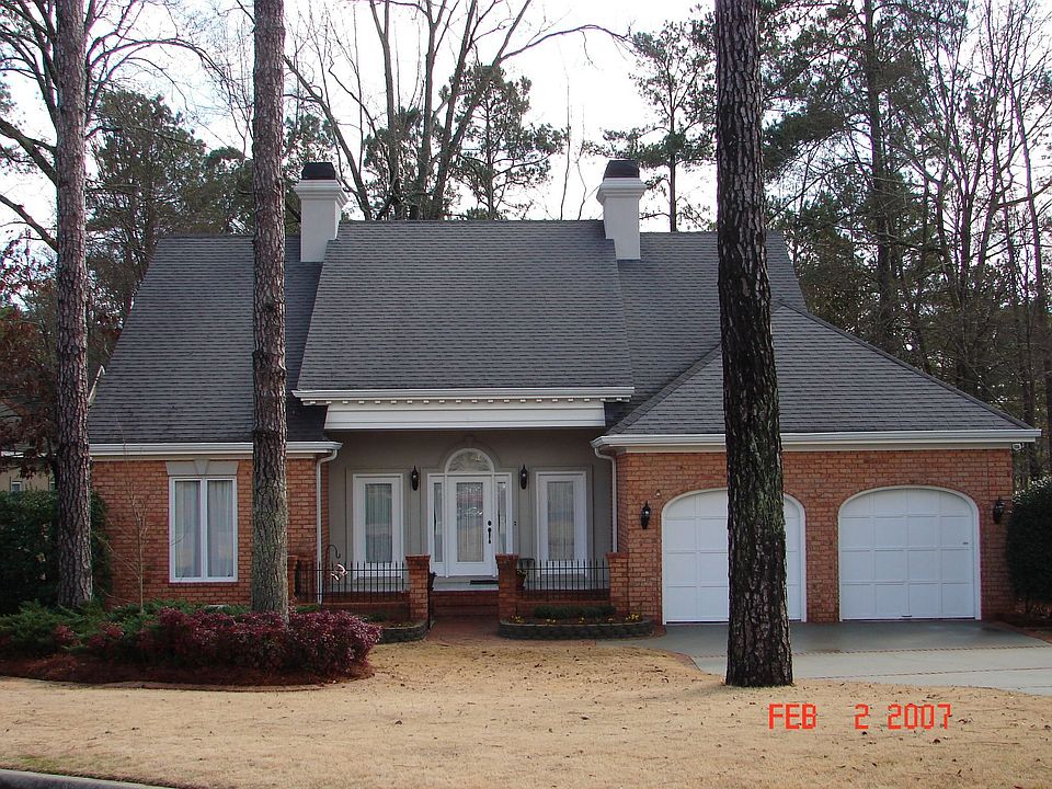 Brick with Stucco accents