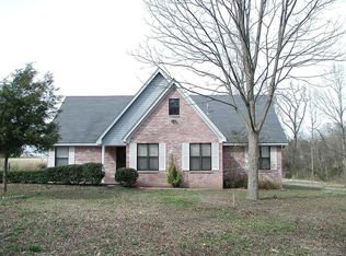 4583 Meade Lake Rd, Millington, TN 38053