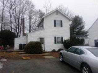 27 Village St APT 6, Medway, MA 02053