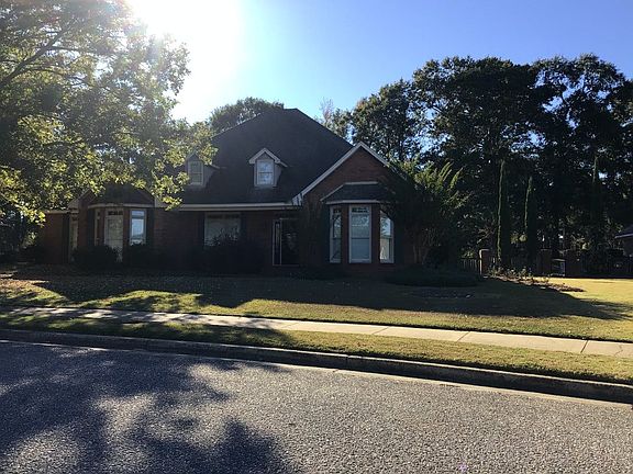 2nd image of 541 Bristol Ct