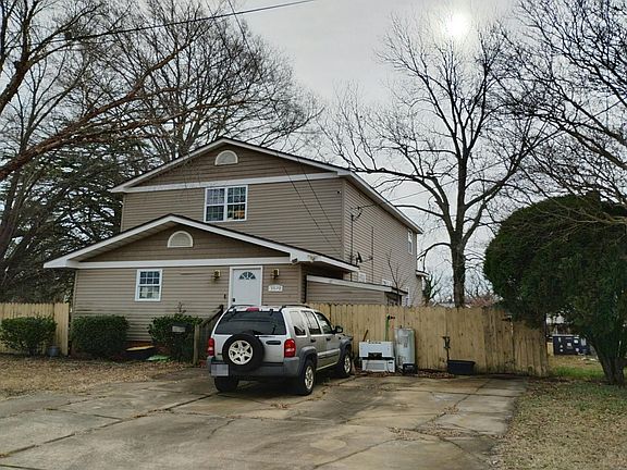 2nd image of 3920 Shell Rd