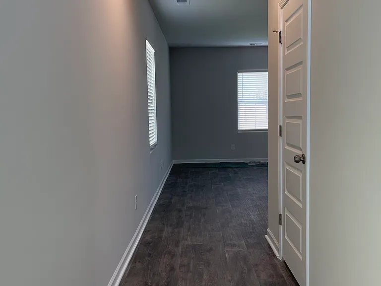 106 Hydrangea Way — Photo 2