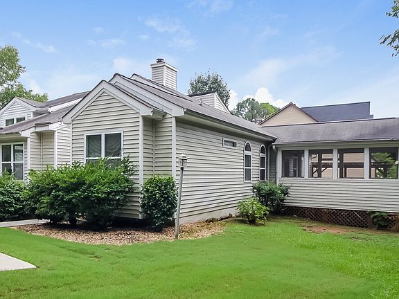 3rd image of 4275 Cabretta Dr SE