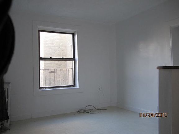 3rd image of 2820 Bailey Ave #00