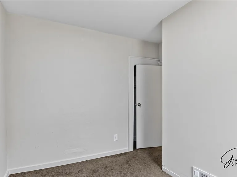 3509-3511 Concord St - Dexter McKenzie — Photo 11
