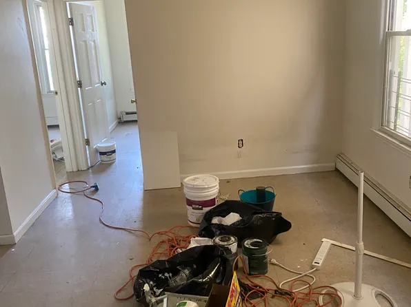 497 S 18th St APT 4, Newark, NJ 07103
