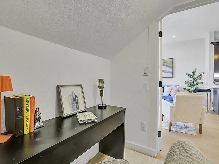 3107 Filbert St — Photo 11