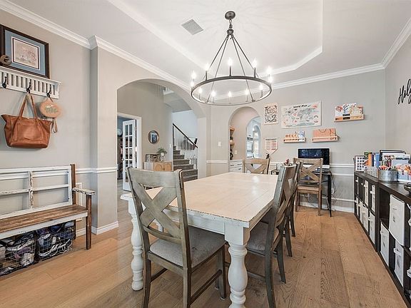 3rd image of 5304 Bellis Dr