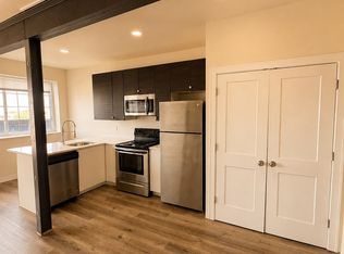 Elaine Lofts, Detroit, MI 48202