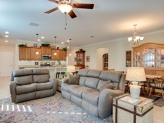 5th image of 3556 Diamond Leaf Dr