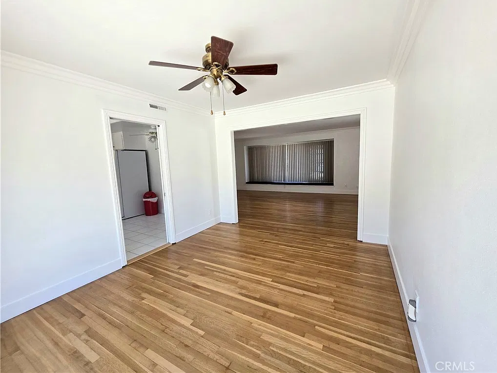 3 bed, 2.5 bath, 2051 sqft, $4,900 — Photo 3