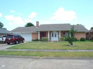 3157 Dogwood Ln, Port Neches, TX 77651