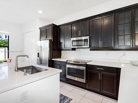 4th image of 3273 W 99th Pl #0