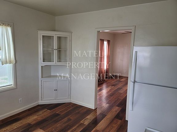 4th image of 415 Dodge Ave