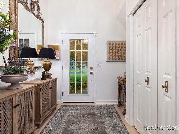 2nd image of 6422 Palmetto Ct