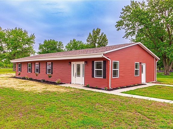 2nd image of 2029 E County Road 250n