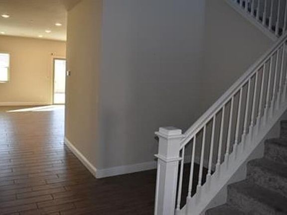 5th image of 2430 Quesada Dr #2