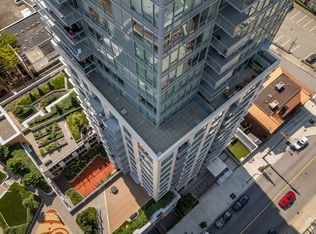 618 Carnarvon St #1403, New Westminster, BC V3M 0N9