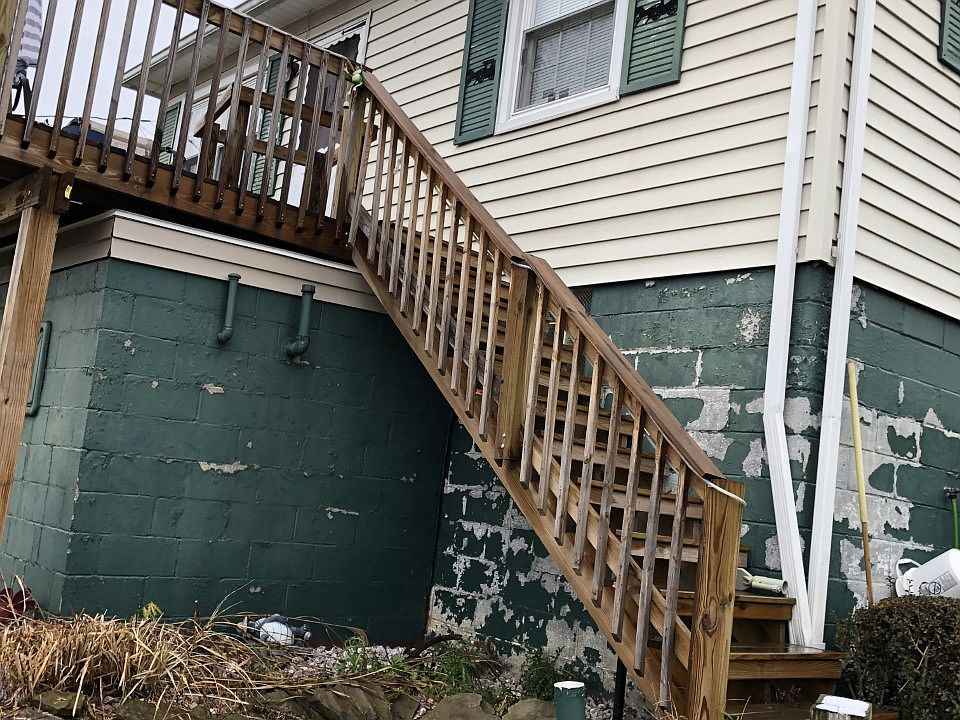 1st image of 458 Mineral St
