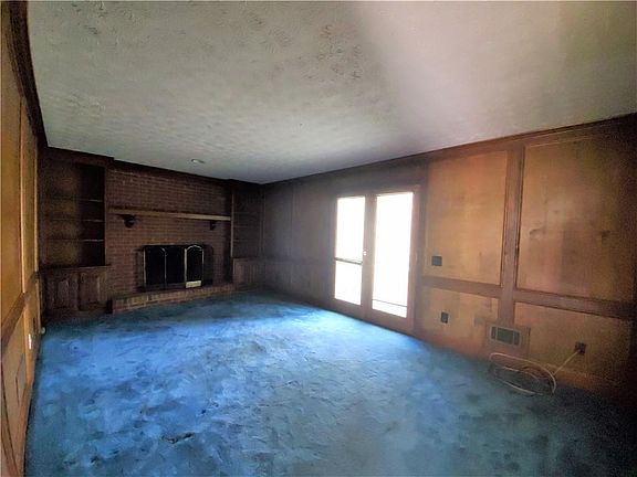4th image of 2922 Thornridge Dr