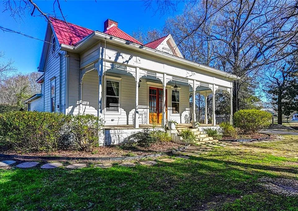 180 Church St