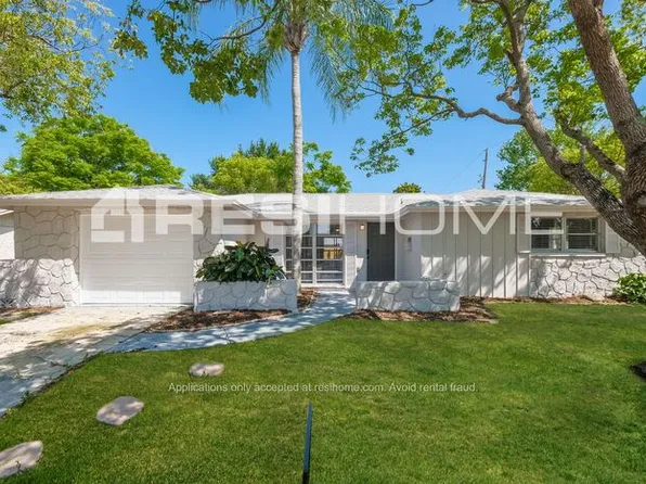 6935 El Camino Paloma Ave, Pt Richey, FL 34668