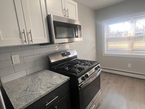 3rd image of 430 Park Ave #B18
