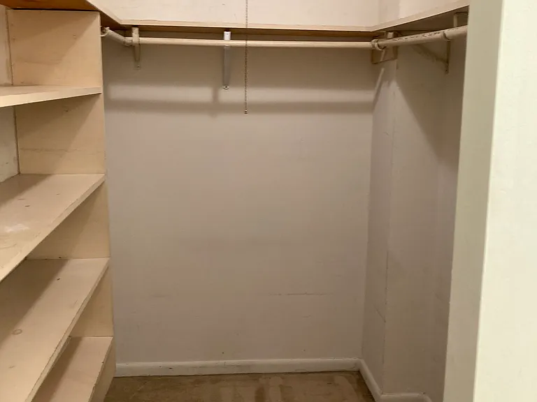1274 E Main St #B21 — Photo 22
