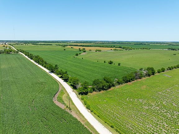 3rd image of County Road 451 Bruceville