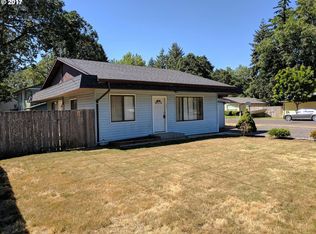 24948 Hunter Ave, Veneta, OR 97487