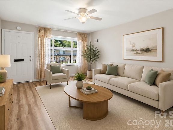 3rd image of 3010 Crosby Rd Unit 210