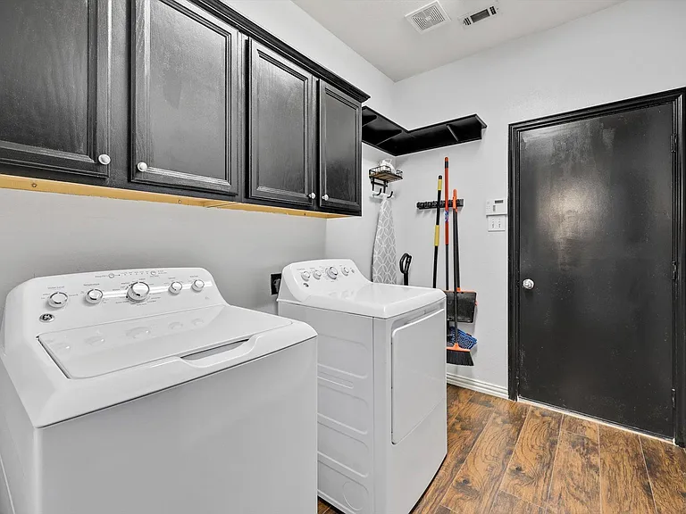 1529 Arrowhead Ln — Photo 39