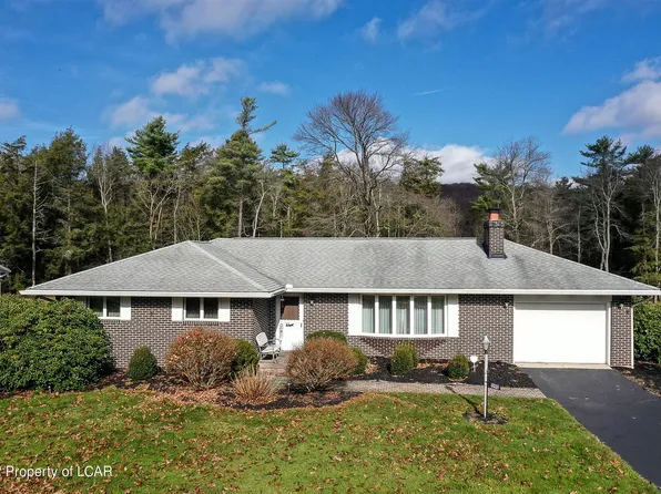 1090 Laurel Run Rd, Wilkes Barre, PA 18702