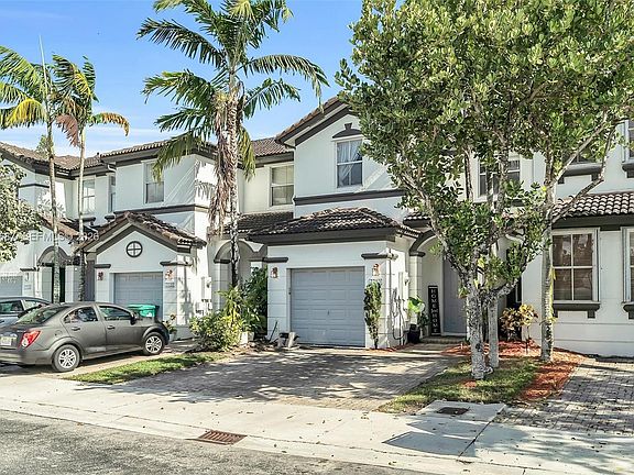 3rd image of 7713 NW 114th Path