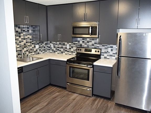 2nd image of 1090 Sunnyvale Saratoga Rd #632