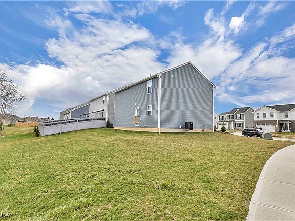 4th image of 501 Hinterland Ct