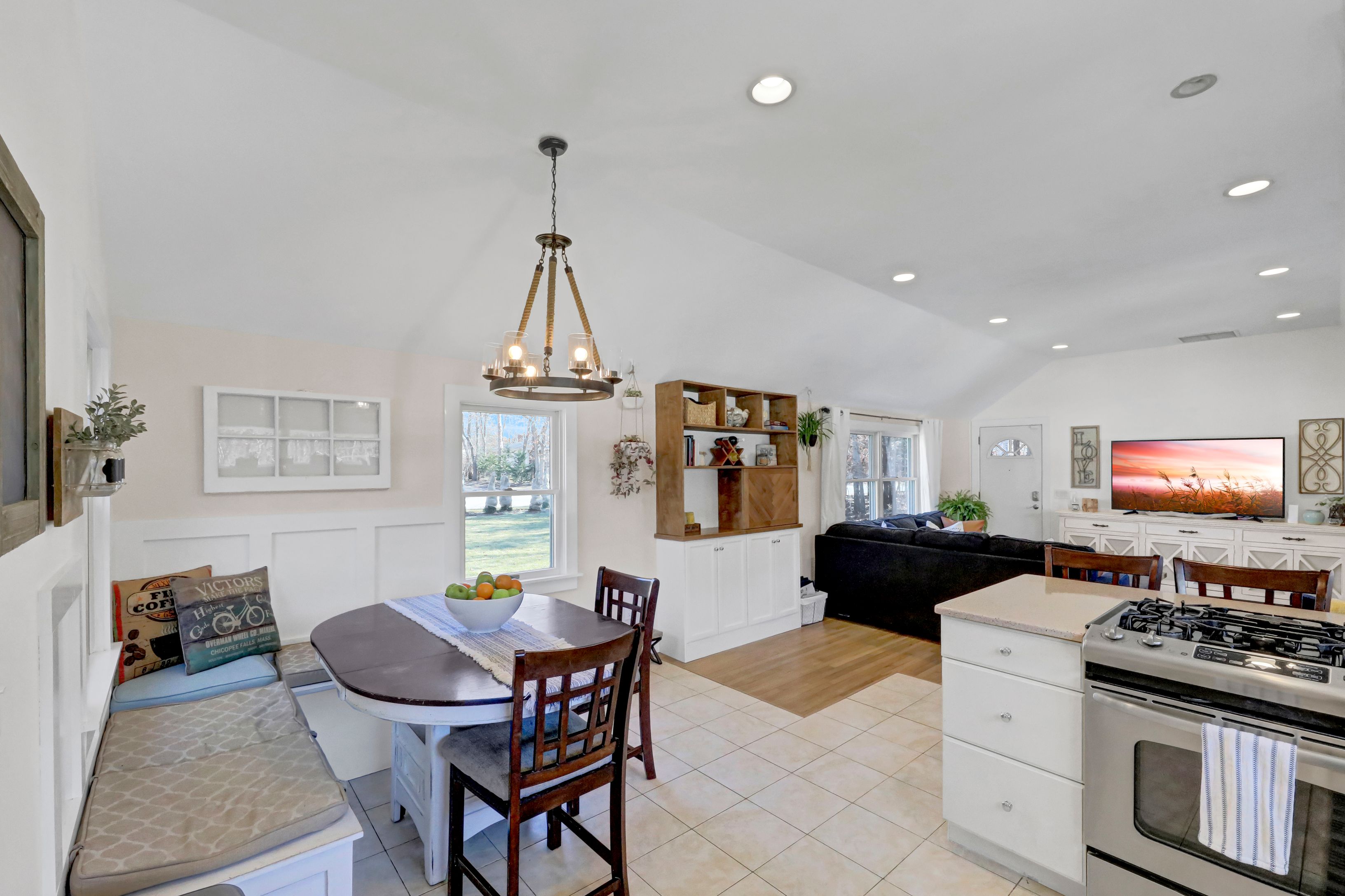 51 Peters Ln, Westhampton Beach, NY 11978 Out East