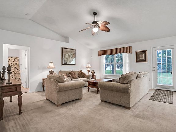 4th image of 89 Wellstone Dr