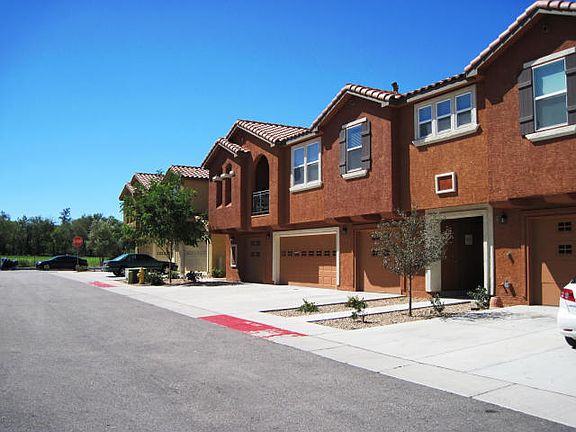 5th image of 601 Menaul Blvd NE Unit 303