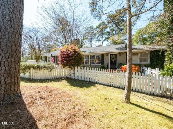 828 Forest Ridge Dr W, Macon, GA 31204